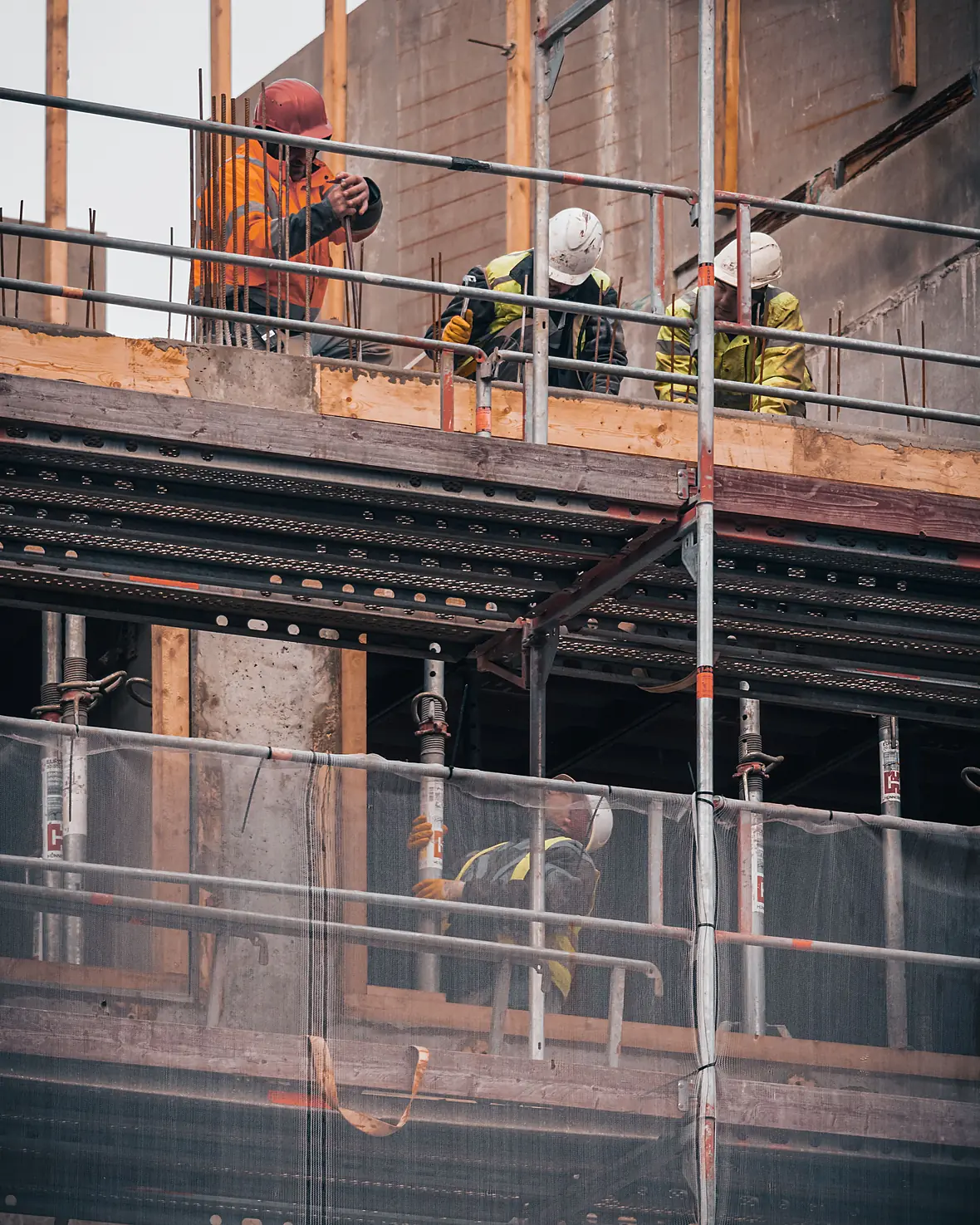 REDHEAD site team in PPE on a live project in the UAE